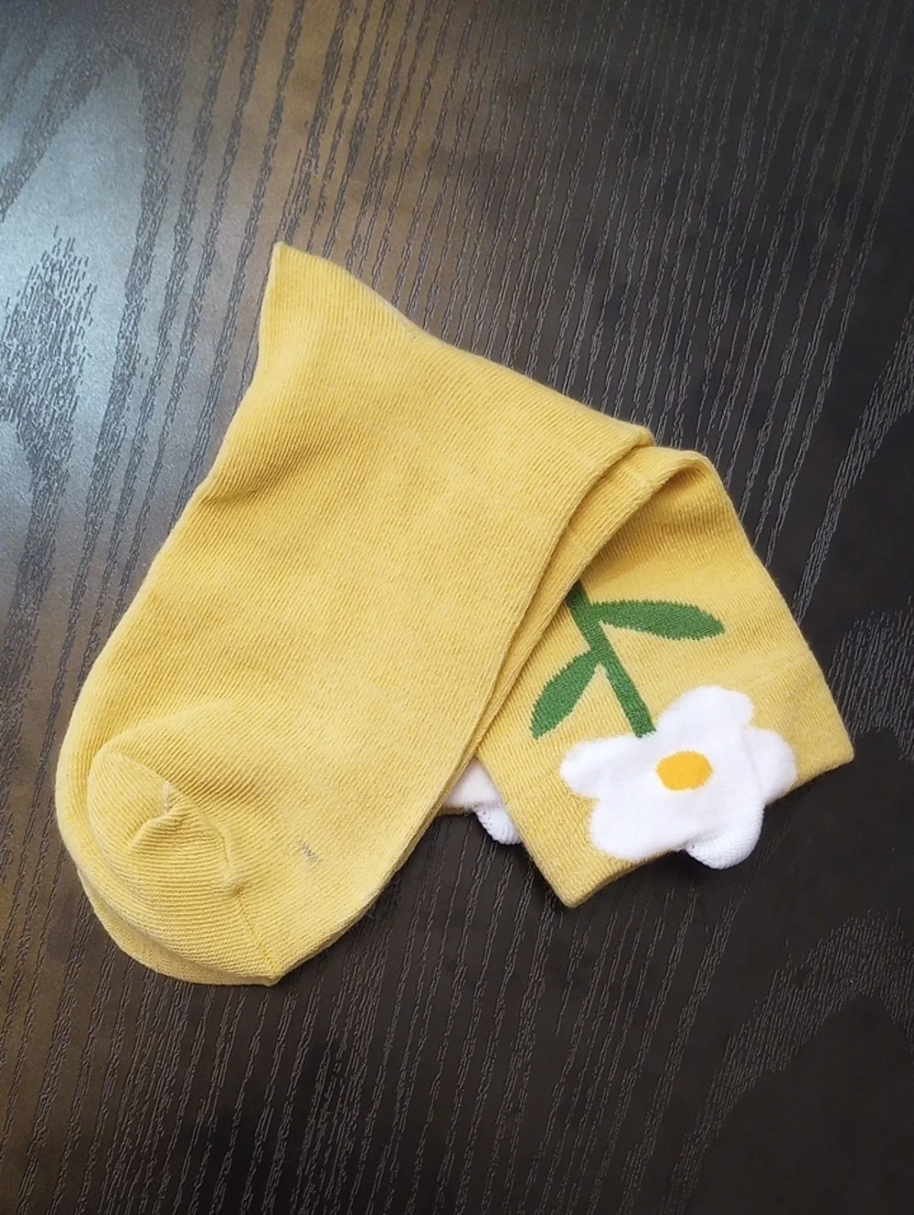 Mustard Yellow Daisy Floral 90% Cotton Novelty Crew Ankle Socks Cottagecore